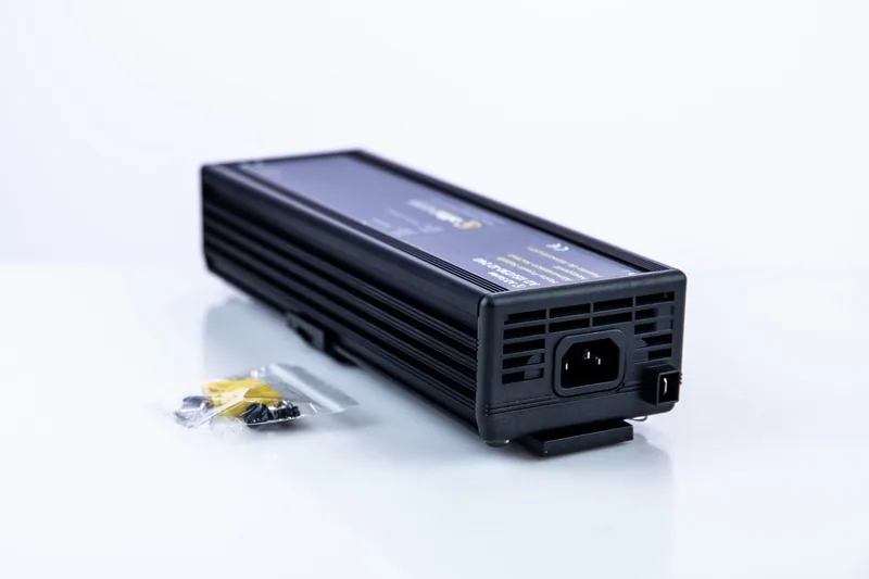 Alfatronix AD115/230-12 Güç Adaptörü 240 13,6 V DC 20 A — 3. görsel | Medikal Parça Getir