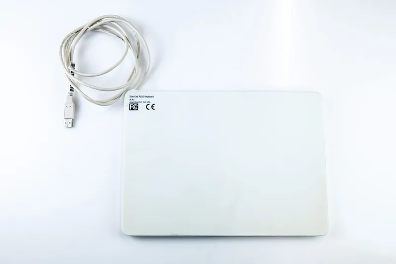 Medikal Alphatron Man and Machine Slim Cool PLUS touchpad USB Klavyesi — 4. görsel | Medikal Parça Getir