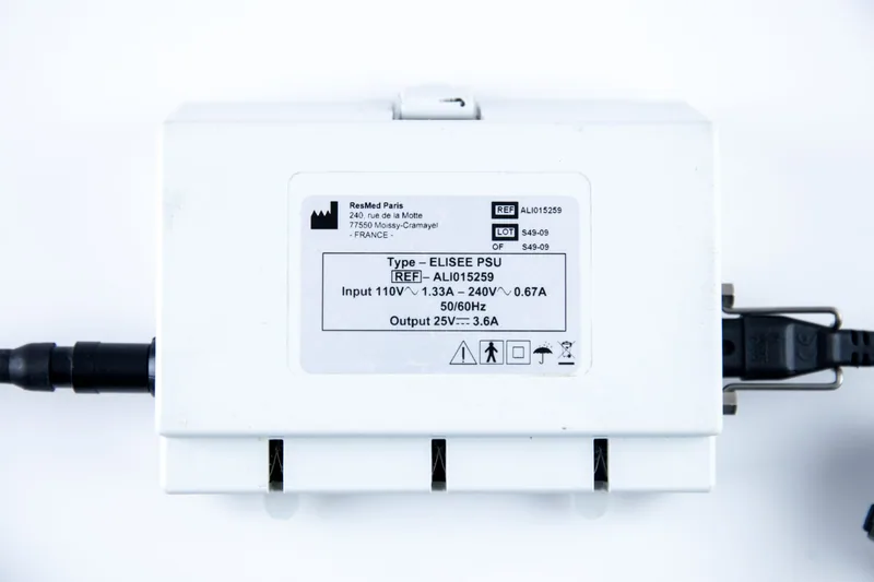 ResMed Paris ALI015259 Ventilatör Güç Adaptörü Medikal 25V 3.6A — 4. görsel | Medikal Parça Getir